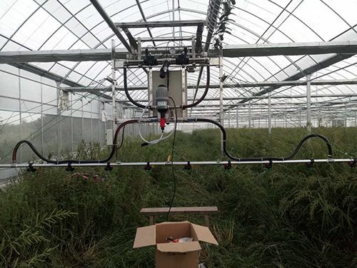 溫室大棚中使用噴灌機(jī)的好處有哪些？